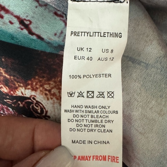 Pretty Little Thing Abstract Print Women's Dress Size 8. B14 - Picture 14 of 16